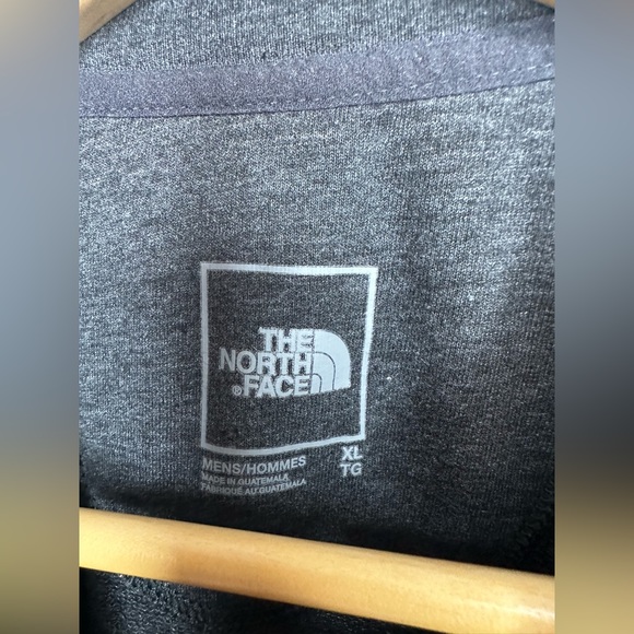 The North Face men’s long sleeve shirt NWOT - Picture 12 of 16